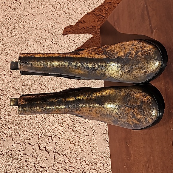 Lauren Ralph Lauren Mylah Metallic Golden Leather Booties Ankle Pull-On Sz 10 - Picture 6 of 17